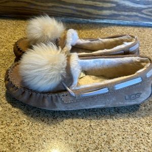 Women’s Ugg slippers
